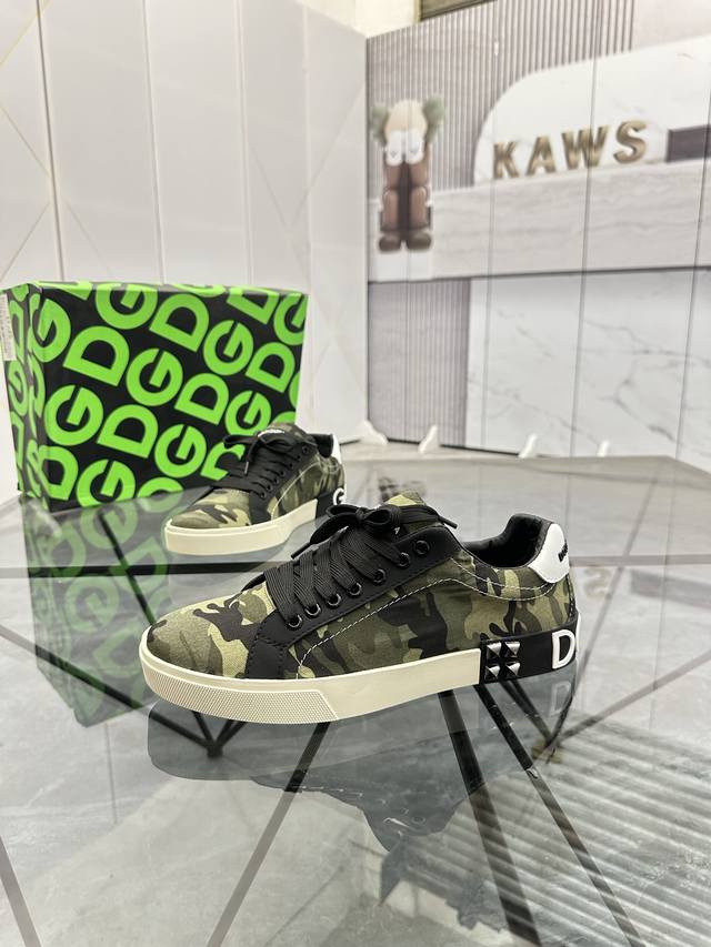 Price: Product Brand: Dg Dolce & Gabbana* Low-Top Casual Shoes Standard Sizes: 3