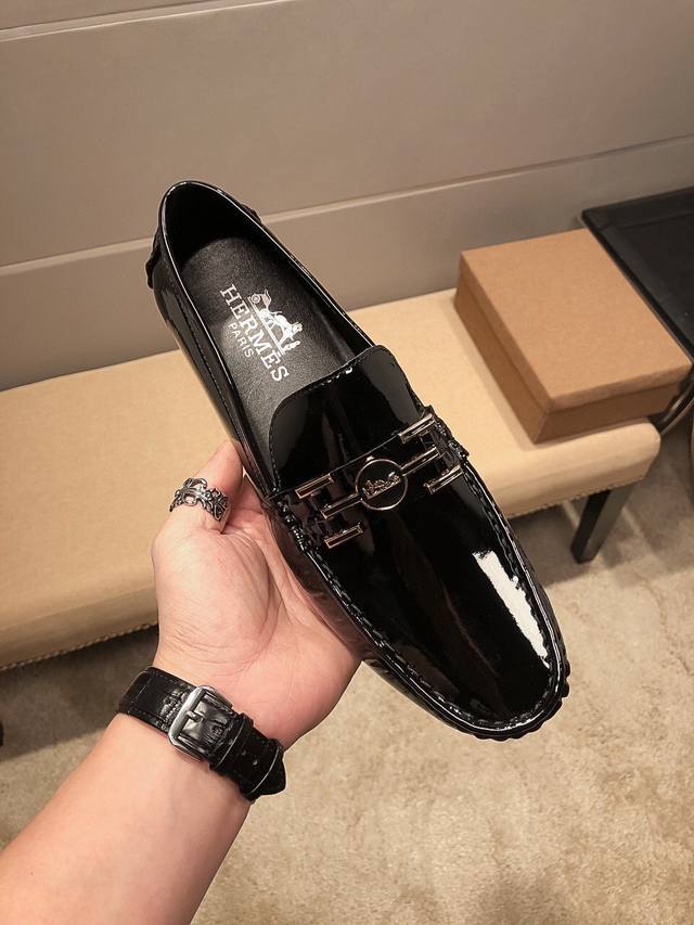 Brand Herm S, Official High-End Bean Shoes. Herm S Has Always Been A Leader Amon