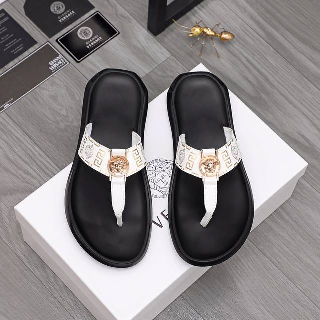 Product Trademark: Versace Van Cleef & Arpels Slippers Standard Sizes: 38-44 Pro