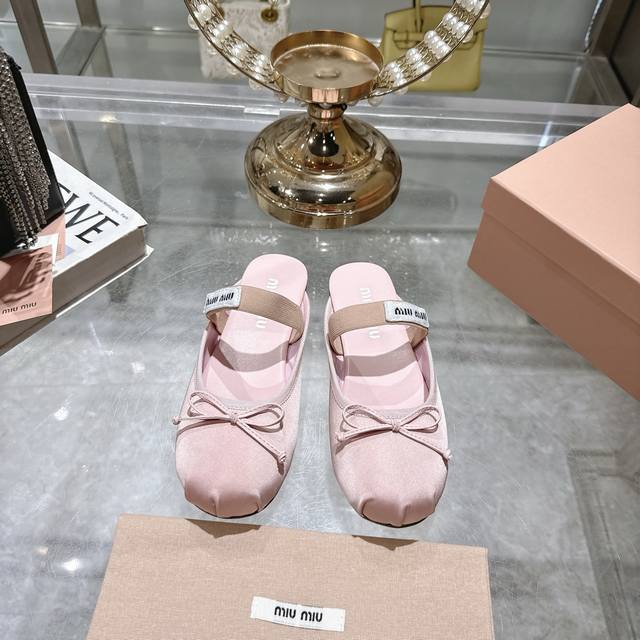 Miu Miu 2025 Spring/Summer Bow-Tie Toe-Covered Slippers New Arrival. The Unique