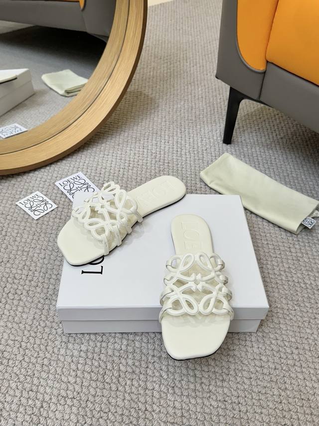 Loewe New Flat Sandals?! Comfortable Sandals Are Here! A Must-Have For Summer We