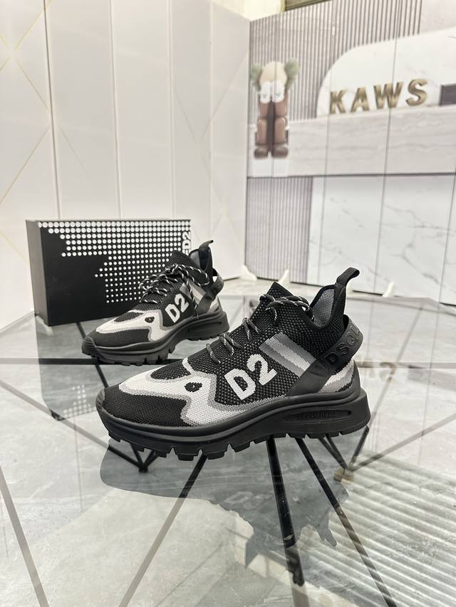 Factory Price Men's Shoes Sports Original Order Product Trademark: Dsquared D2 S