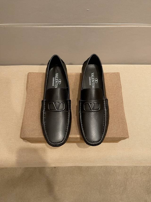 Actual Price, Valentino Official Flagship Store New Arrival, Featuring The Lates