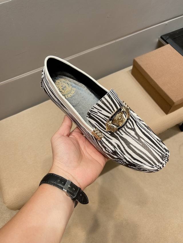 Brand Versace, Upper Made From Imported Italian Top-Grain Horse Leather, Top-Gra