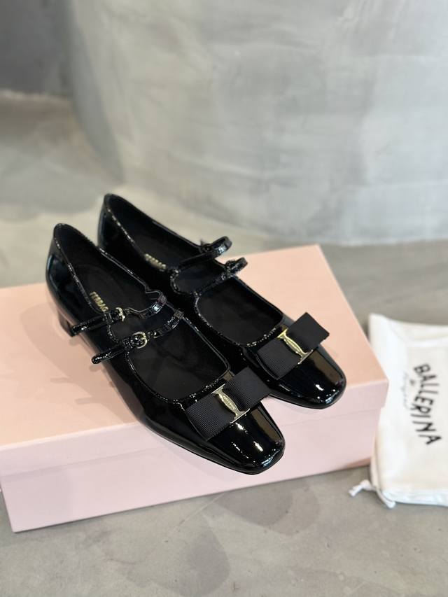 Factory P-Price Ferragamo Spring/Summer New Double Buckle Retro Mary Jane Shoes!