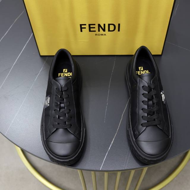 Factory Price P Original Single Couple's Set Brand: Fendi Size: Women's 35 40, M