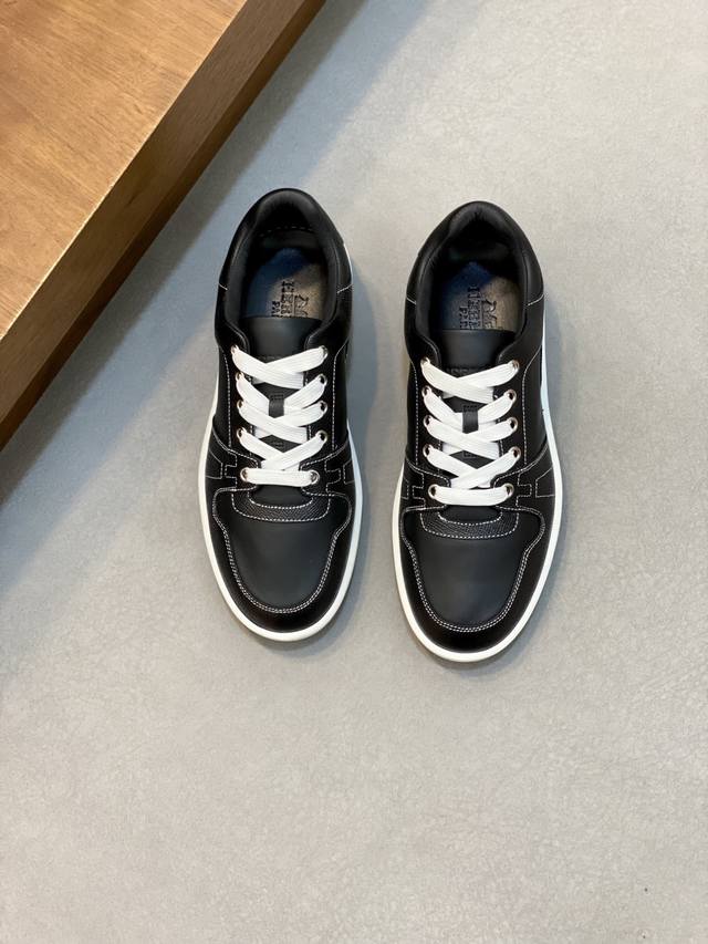 H2025 New Arrival Men's Casual Sports Shoes, Featuring High-Tech Original Leathe