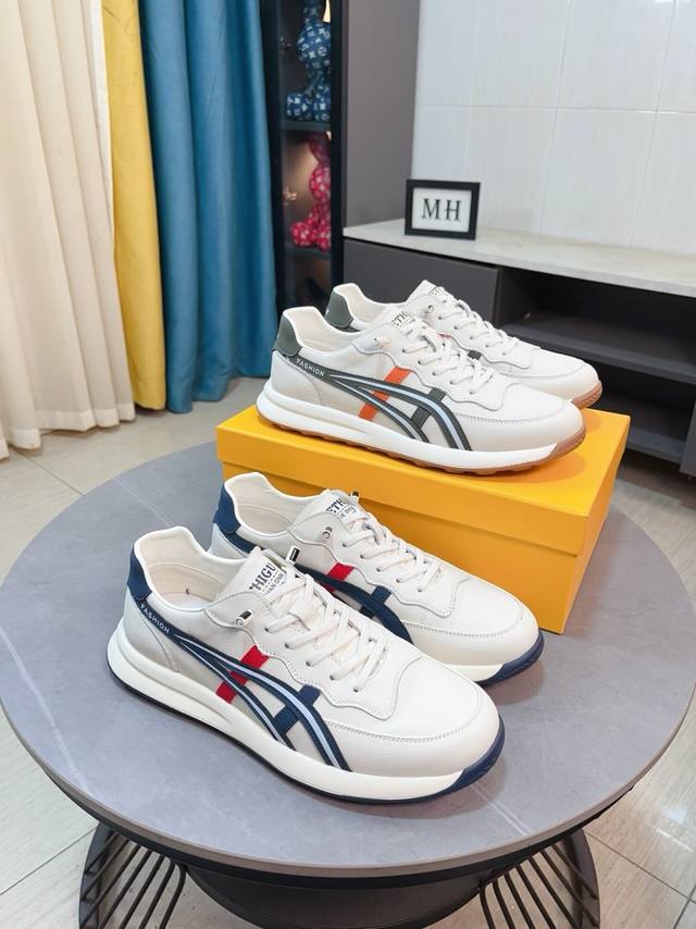 Factory Price P Fendi Classic Comfortable Men's Shoes. This Complex Sneaker Feat