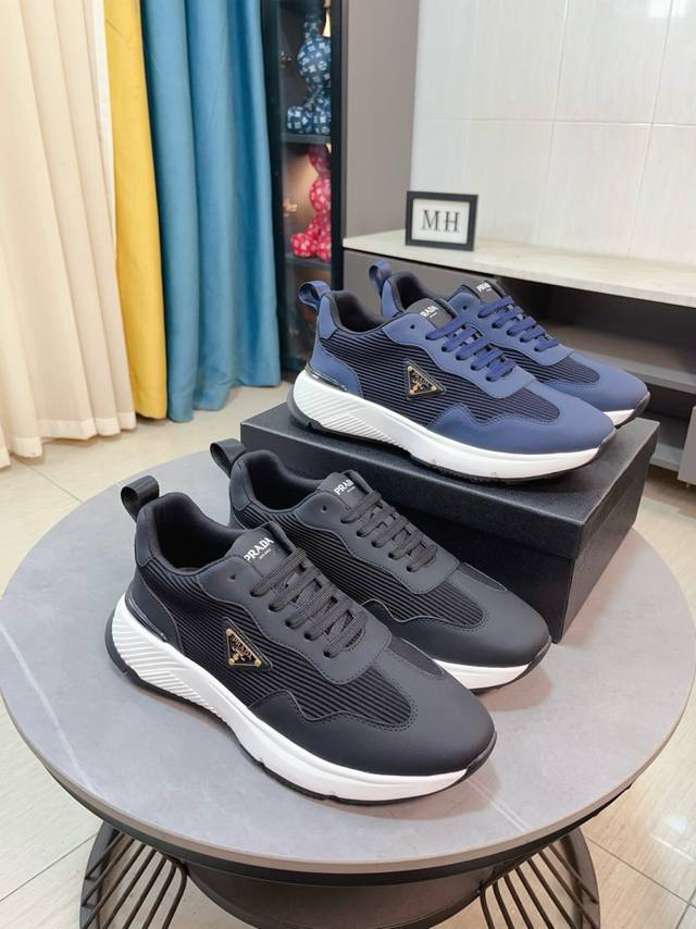 Factory Price P Prada Prada's Luxurious And Fashionable High-End Product Feature