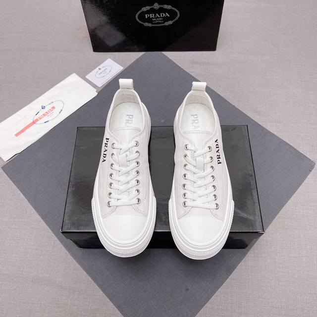 Prada Low-Top, Original Imported Cowhide Leather! Sheepskin Lining, Rubber Outso