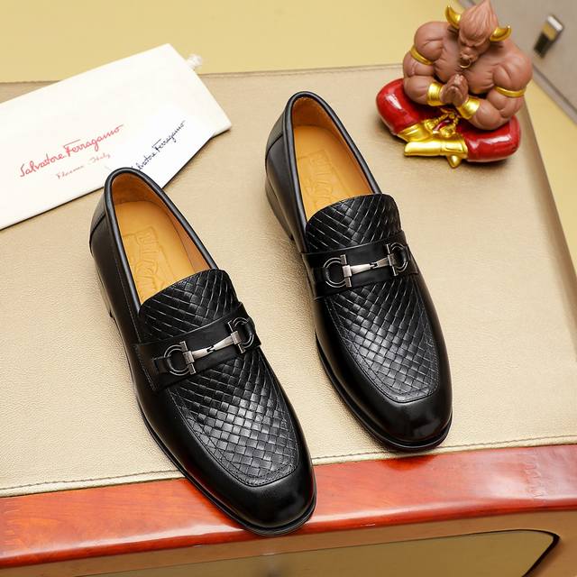 Factory P Price: Ferragamo Official Store 1:1 Replica, Original Molded Design Wi