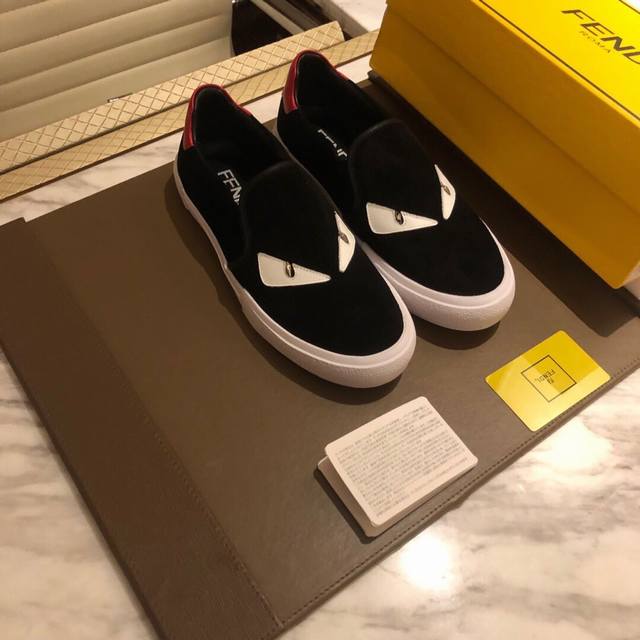 Actual Price Spring/Summer Milan Fashion Week Latest Runway Model Fendi Low-Top