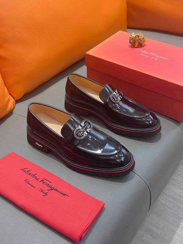Product Name: Ferragamo Official Sizes: 39-44 (38, 45, 46, 47 Custom-Made) Suit