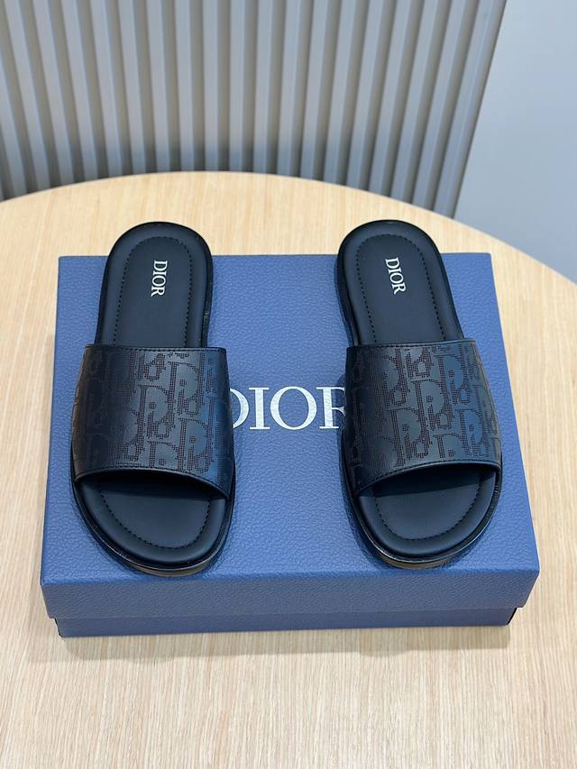 Factory Price. Dior Alias Men's Genuine Leather Slippers This Alias Sandal Is A
