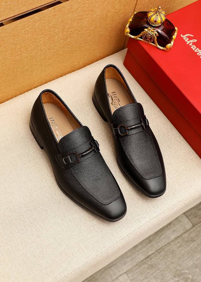 Premium Quality Ferragamo New Arrival Official Website Men's Slip-On Shoes, Uppe