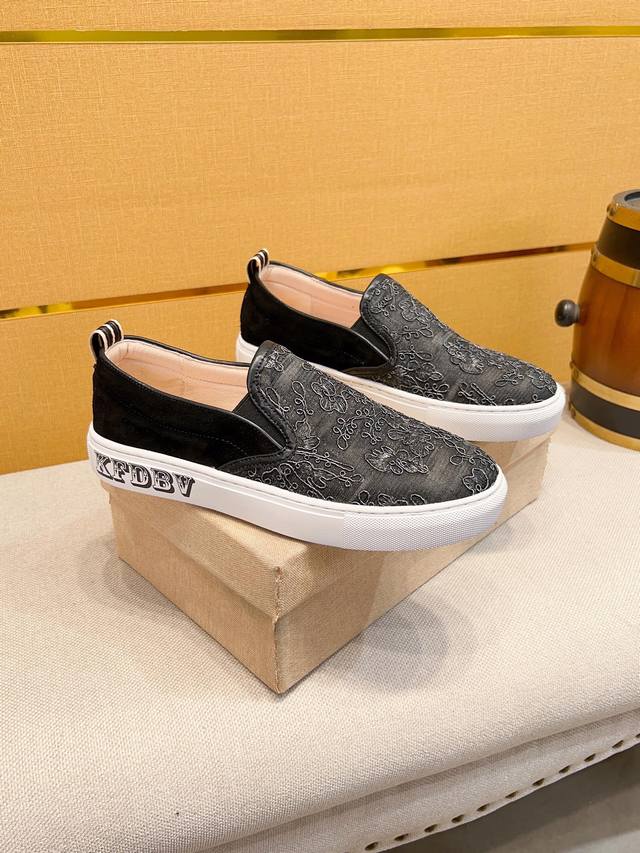 Gucci Official Website Latest Model - Casual Series Men's Shoes, Featuring A Cla