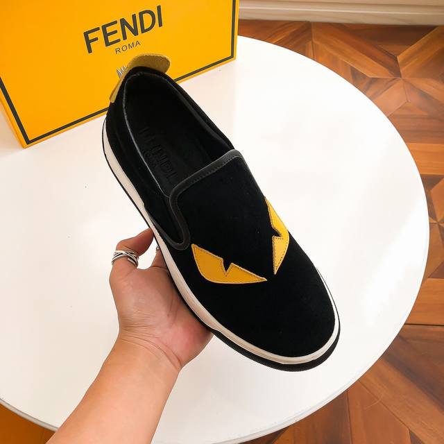 Fendi Classic Edition Shoe Series F-Family Little Monster, Upper Made From High-