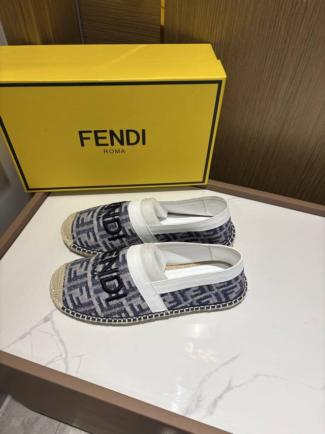 High-Quality Fendi Men's Latest Slip-On Loafer Casual Shoes,: Italian Imported F