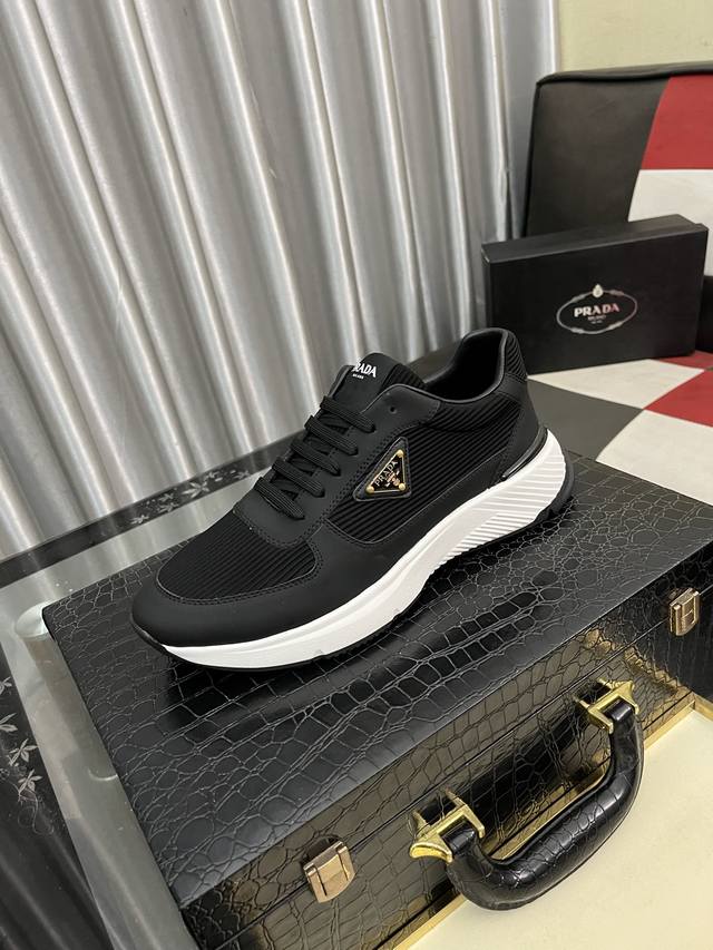 Factory Price: Prada Men's Classic Casual Shoes, Imported Top-Grain Leather Pair