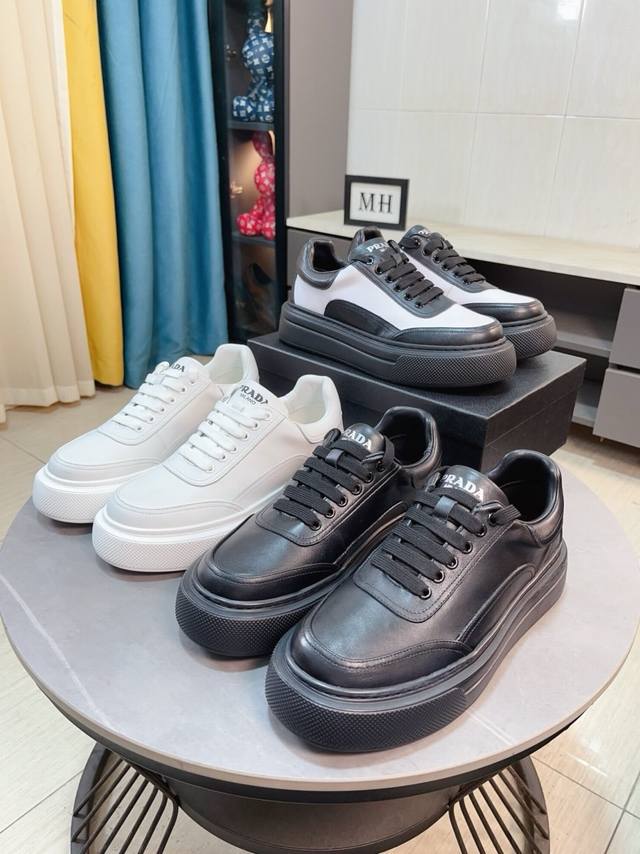 Factory Price P Prada Prada's Luxurious And Fashionable High-End Product Feature