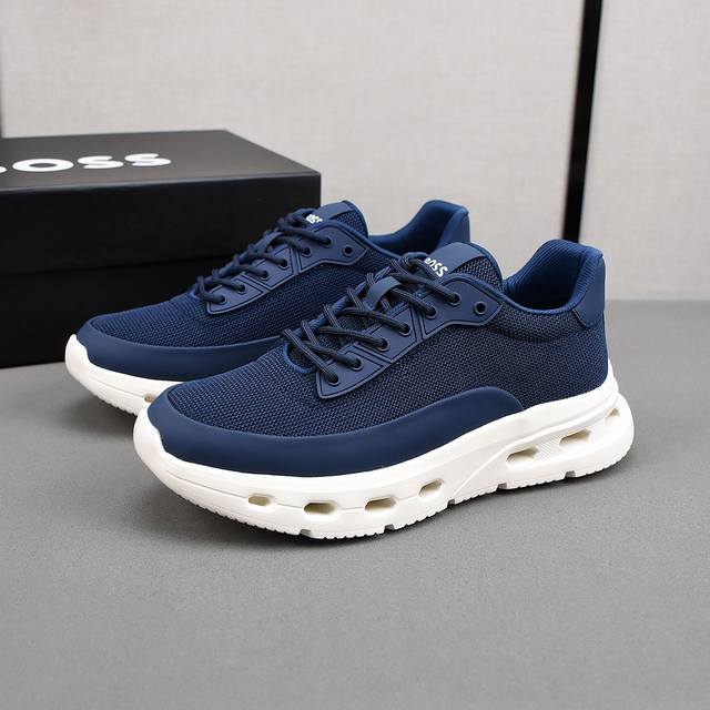 Boss Breathable Sports Canvas Shoes, Upper Made From Comfortable Breathable Fabr