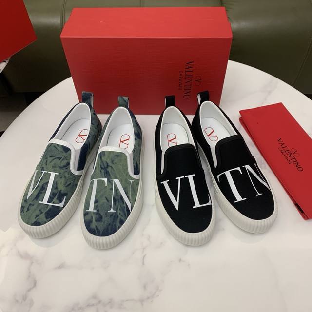 Factory P Price: Valentino New Men's Low-Top Casual Sneakers, One Of The Most Po