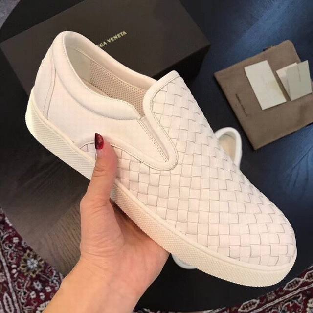Bottega Veneta Fashionable Casual Classic Style, Classic Release! High-Quality,