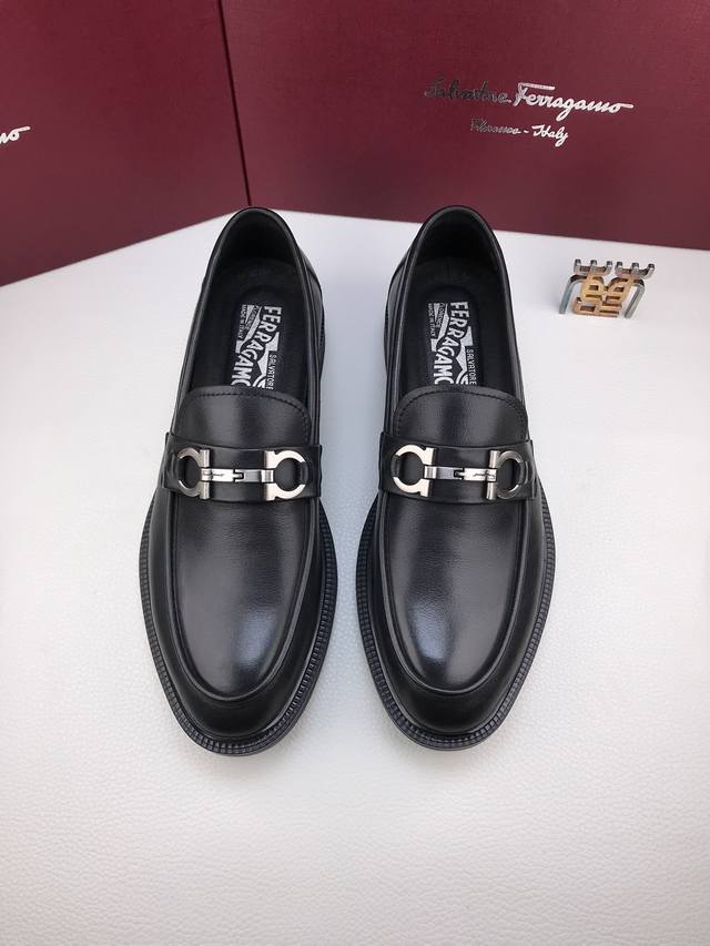 Ferragamo High-Quality Ultra-Soft Cowhide Leather Business Loafers. Imported Cal