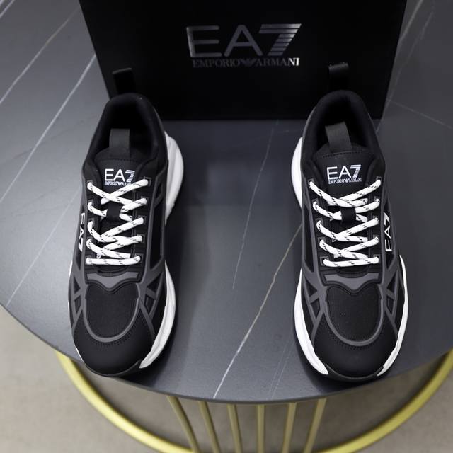 Factory Price: Brand: Armani Arm Ni Standard Size: 39-45 Grade: Official Website