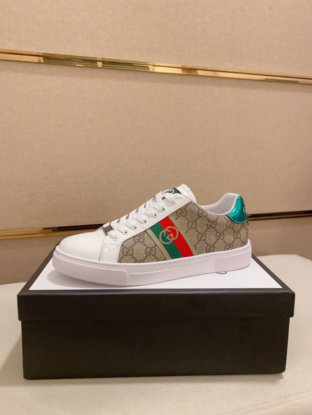 New Single-Sole Shoes By Gucci, With Imported Genuine Leather Upper Fabric And I