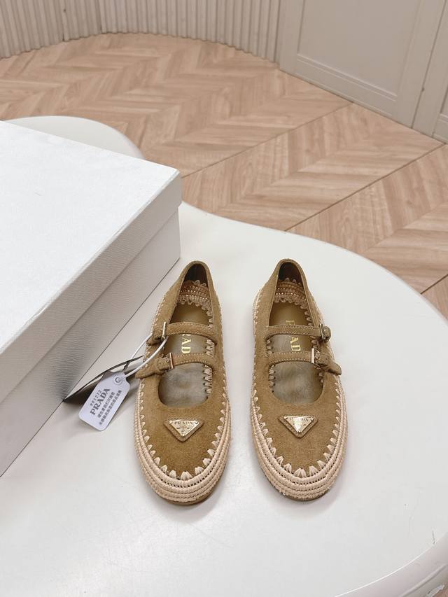 Prada 25 New Classic Triangle Buckle Woven Fisherman Mary Jane Shoes. Retro Hand