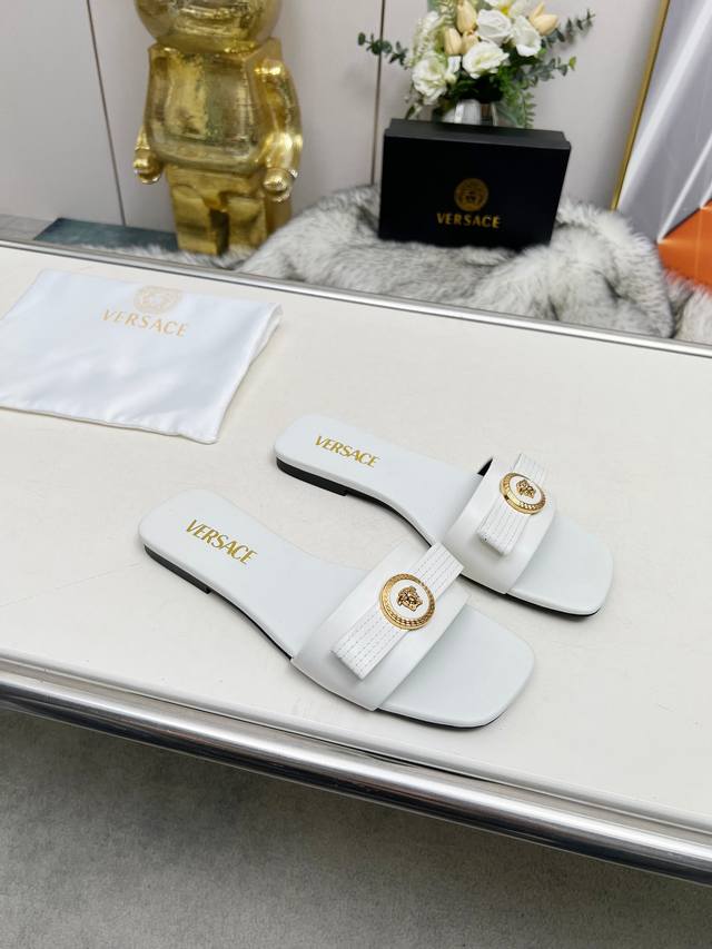 Factory Price Women's Shoes Sports Original Series Versace New Arrival: Flat San