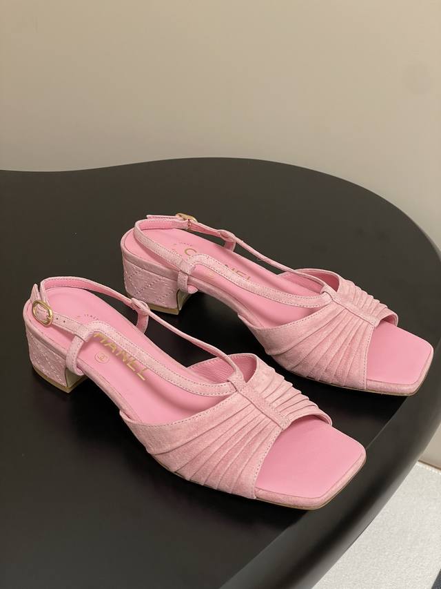 Factory Price Women's Shoes Sports Original Order 25P Spring New Arrival Chanel