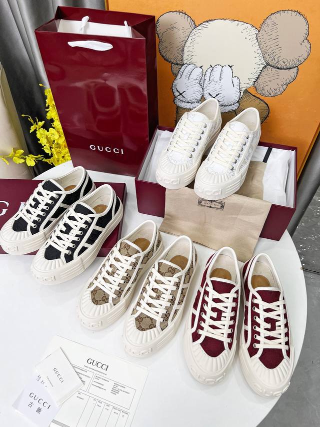 New-Style Sneakers Crafted With Iconic Gg Canvas, Seamlessly Blending Classic De