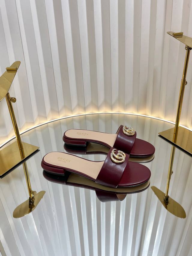 25 Spring New Arrival Gucci Interlocking Double G Slippers With Double G Copper