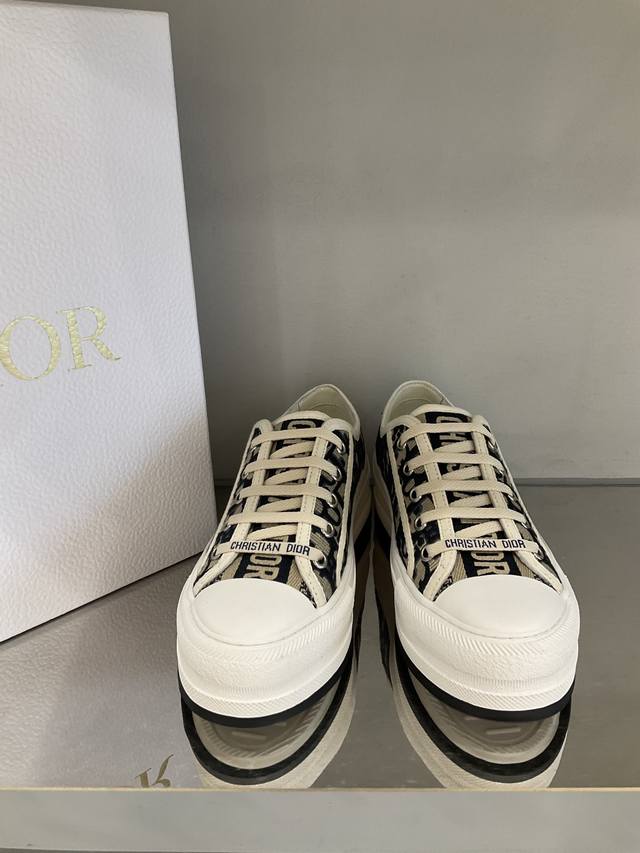 P Direct Sales Women's Shoes Women's Apparel Embroidered Canvas Shoes Full Color