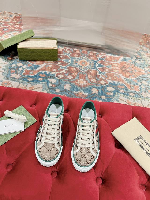 P Direct Sale: Brand-New Upgraded Arrival Gucc* Tennis 1977 Classic Series Canva