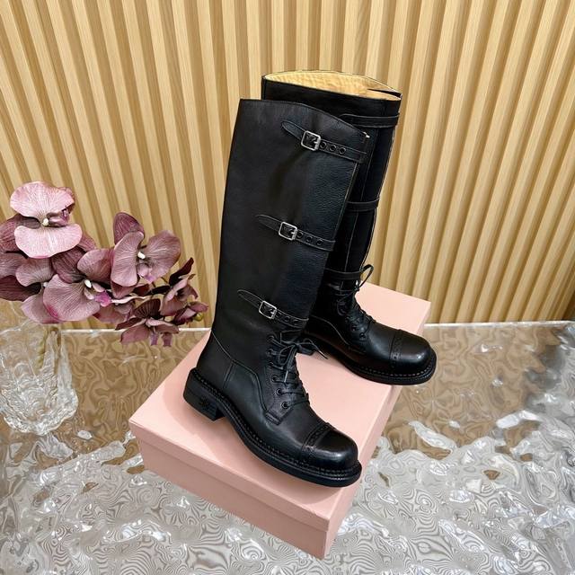 P Direct Sales High-End Version Miu Miu 24 Runway Retro Motorcycle Boots Sweet R