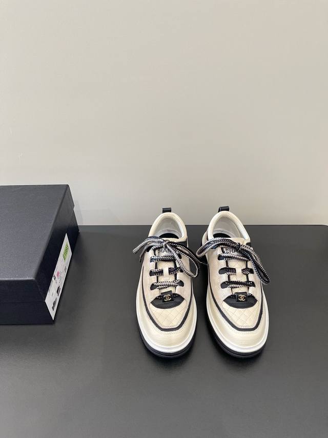 P Direct Sale Chanel Latest Diamond-Patterned Lace-Up Sneakers In New Colors. Fu