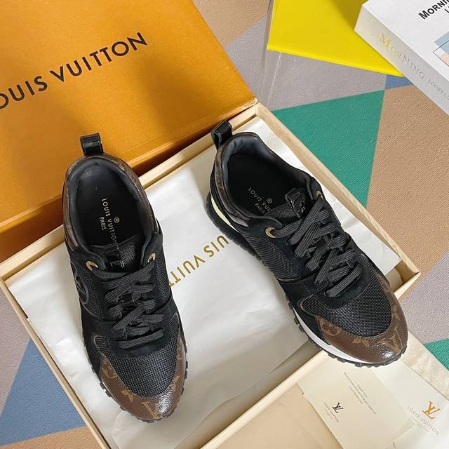 Women's Shoes, Women's Apparel Lv Donkey Brand L-Series Classic Run Away Casual