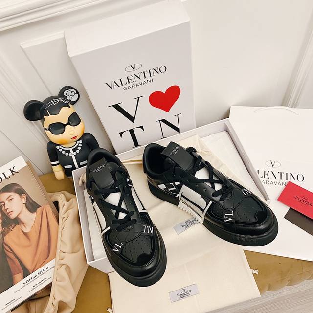 Women's Shoes, Women's Apparel, Latest Upgraded Version Vt Valentino ~ Letter Bo