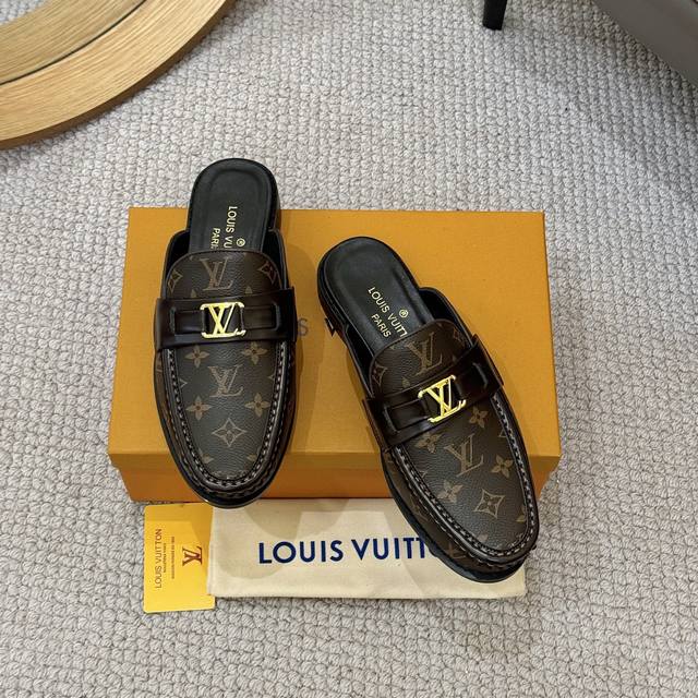 Factory Price P Sheepskin 2025 Lv Men's Business Casual Half-Slip-On. Handcrafte
