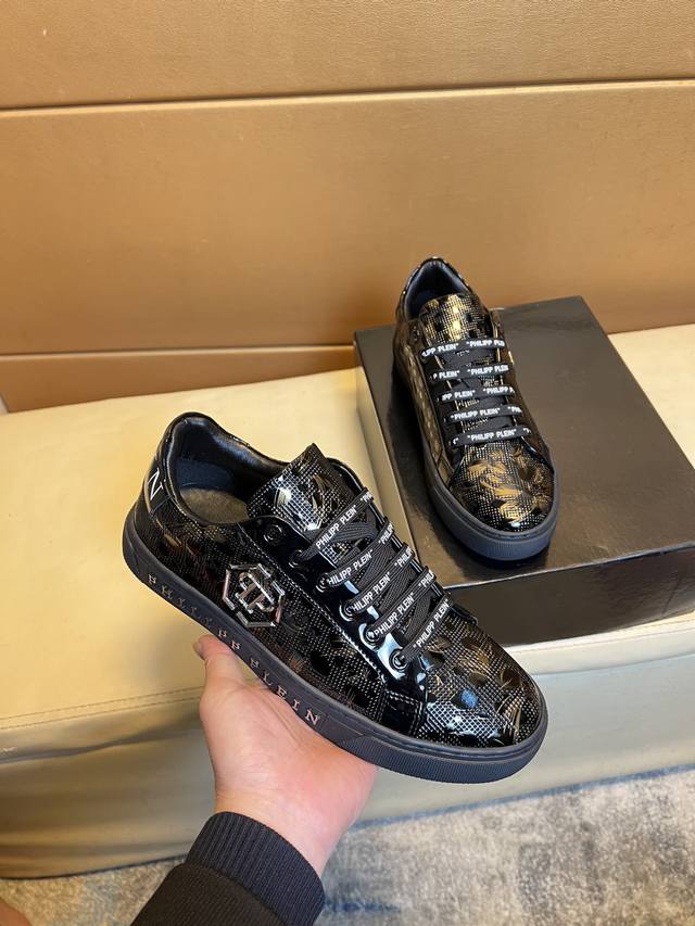 Pp Philip Original Quality.~ Unique Modern-Style Sneakers. Casual Shoes Essentia
