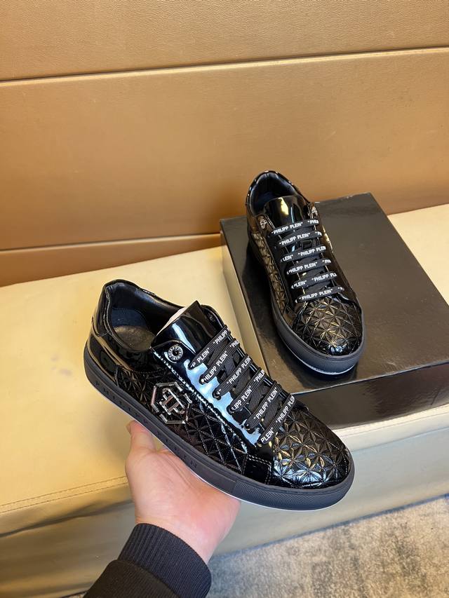 Pp Philip Original Quality.~ Unique Modern-Style Sneakers. Casual Shoes Essentia