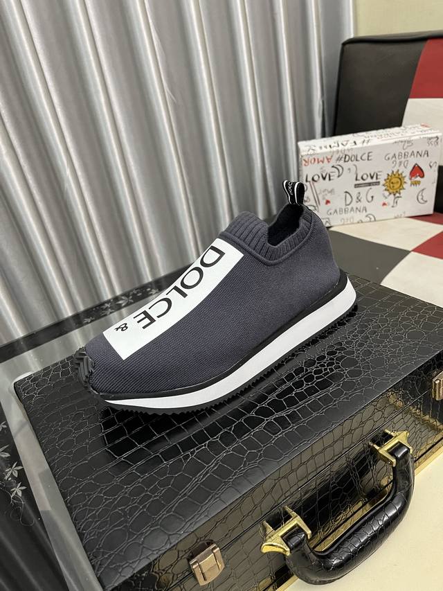 Factory Price: Dg~ Couple's Casual Shoes 2025Z Cabinet Synchronized Release Size