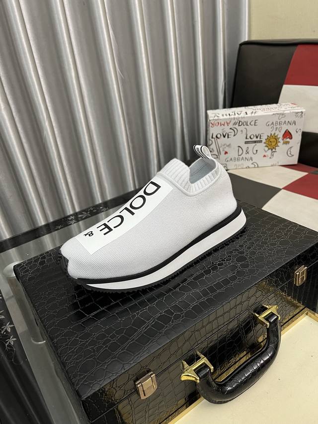 Factory Price: Dg~ Couple's Casual Shoes 2025Z Cabinet Simultaneous Release Size