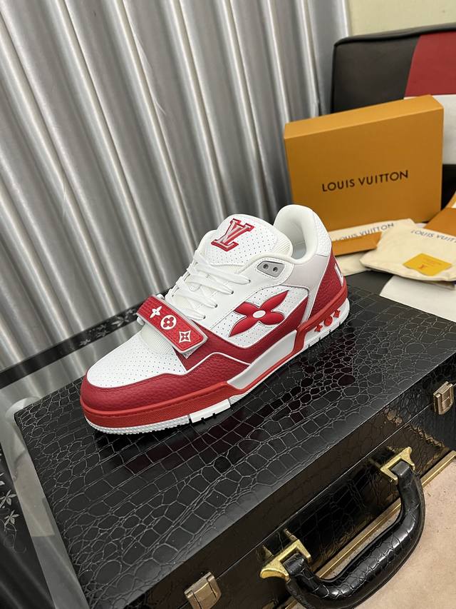 Factory Price: High-End Couple's Edition Available On The Official L Brand Websi