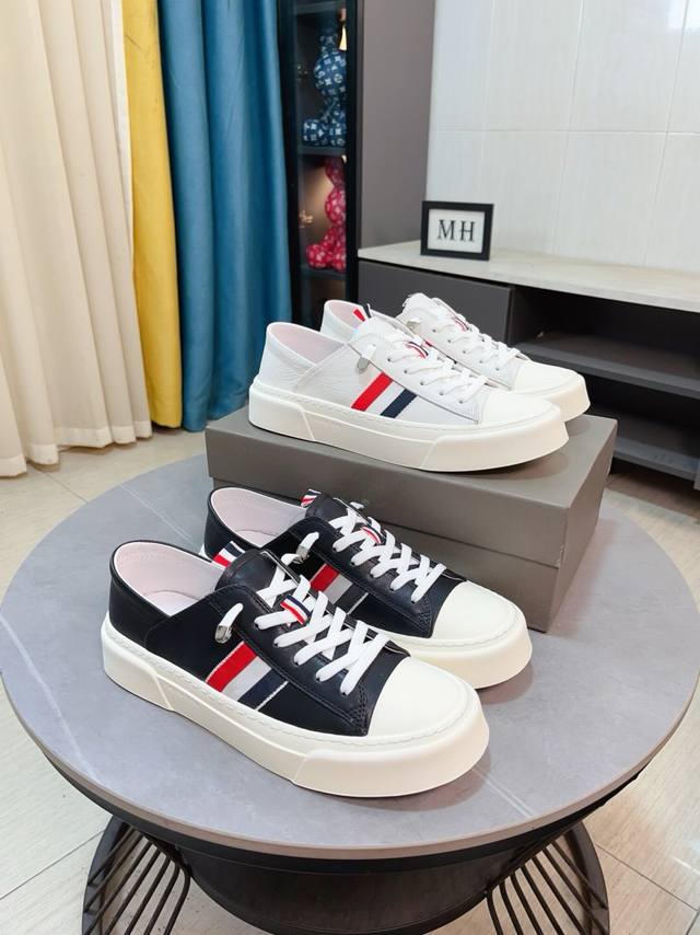Factory Price P Thom Browne Men's White Casual This Edgy, Cool Brand Lb Gives Us