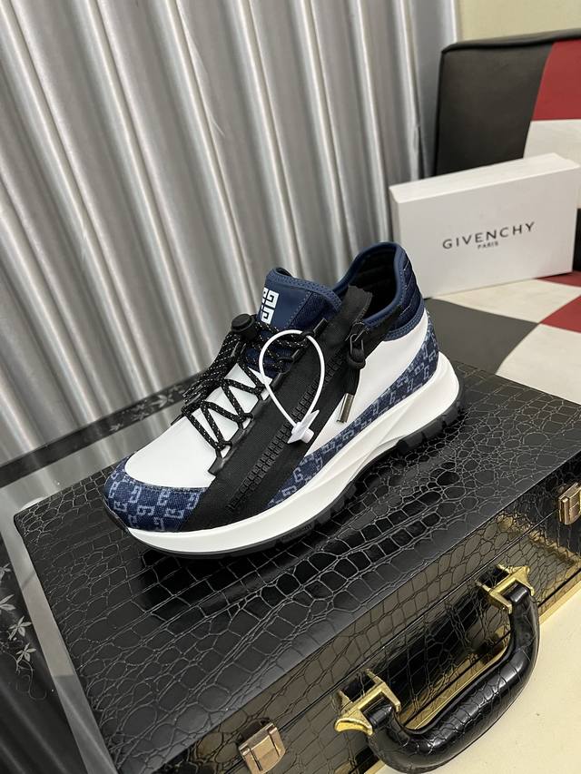 Factory Price: Givenchy Original Quality. Unique Modern-Style Sneakers. Casual S