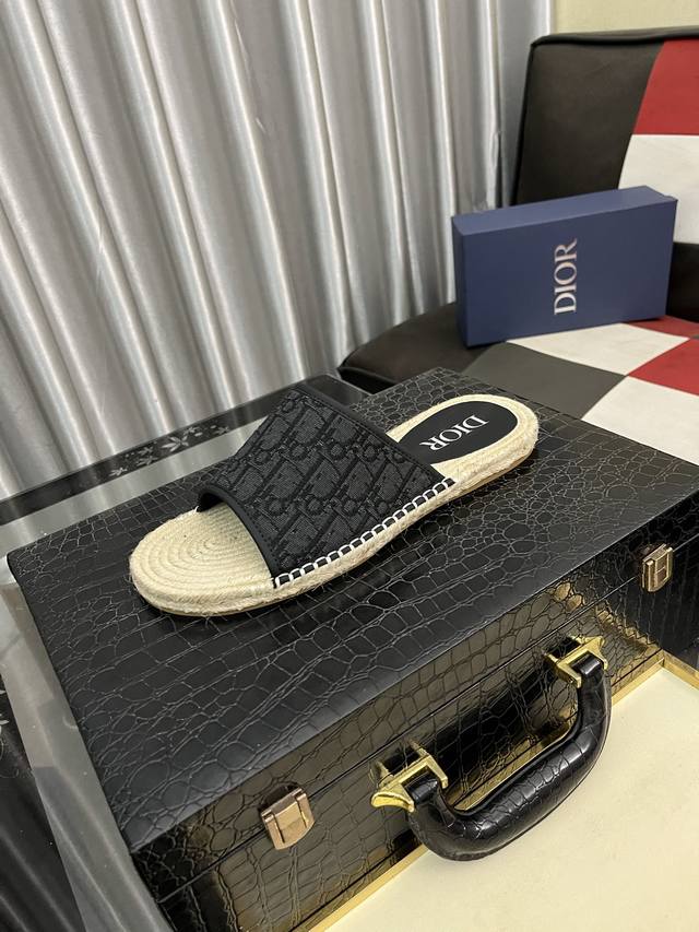 Factory Price: Dior Original Quality, 2025 New Men's Casual Sandals, Original Le